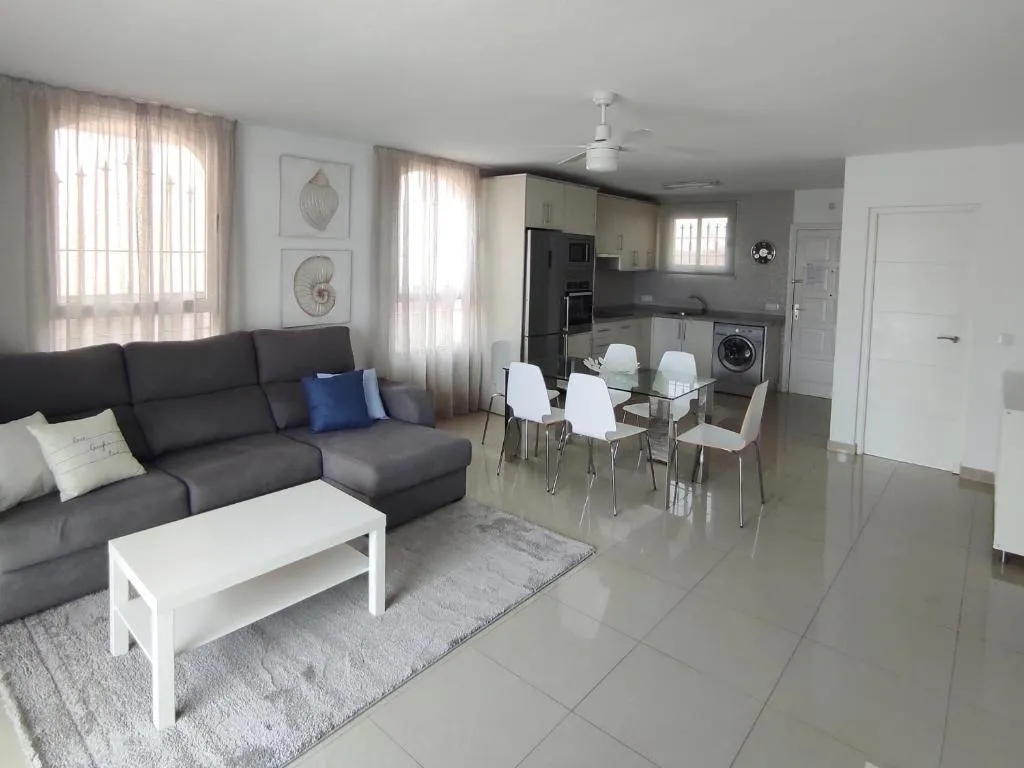 Imagen 3 de DUPLEX C9 con PISCINA PRIVADA