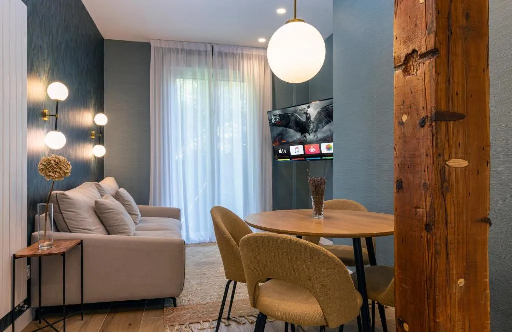 Imagen 3 de BIG 4 ROOMS in a Centric Home Parking Included
