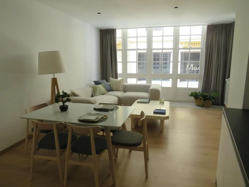 Imagen 5 de APARTAMENTOS ARMANYA 3
