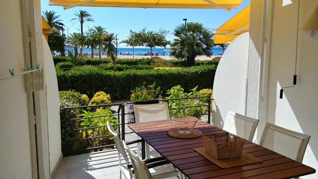 Imagen 2 de Apartament OASIS B3 Roses