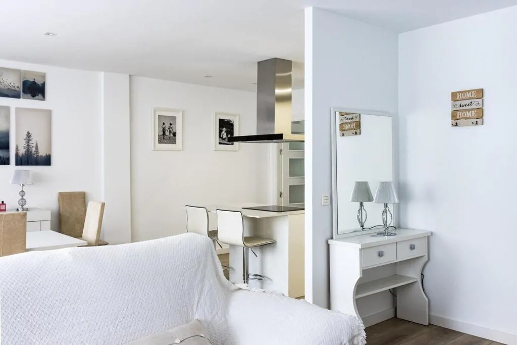 Imagen 5 de MyHouseSpain - Piso en centro Gijón a pocos minutos de las playas