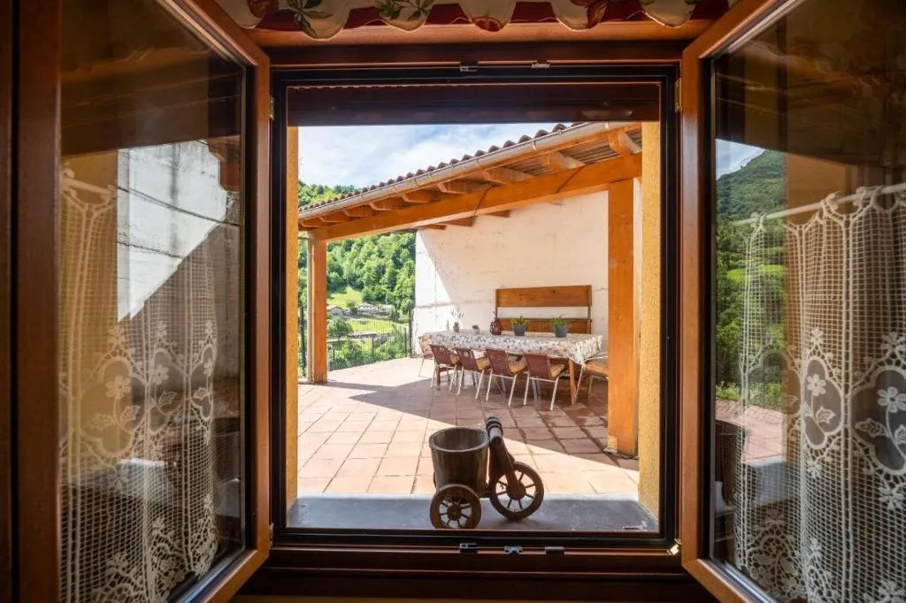 Imagen 2 de Casa en Campo de Caso