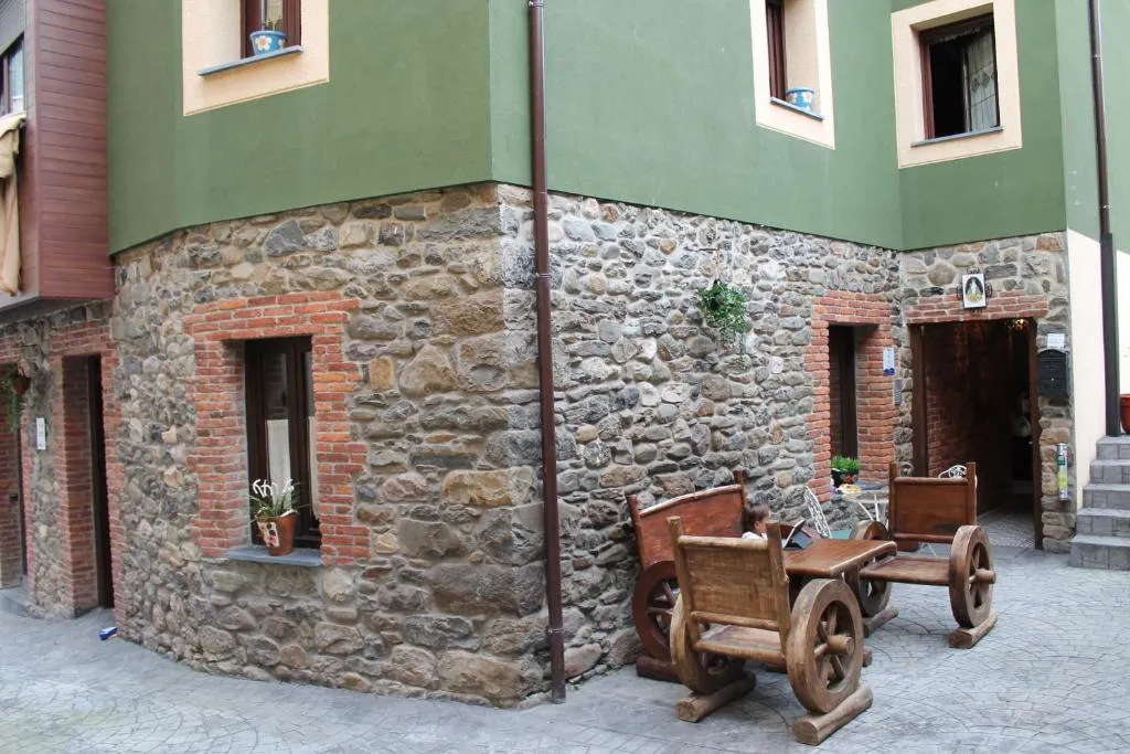 Imagen 8 de Apartamentos El Aramo Asturias