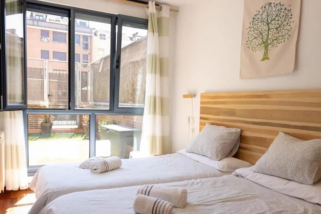 Imagen 7 de MyHouseSpain - Apartamento con patio en frente de la playa