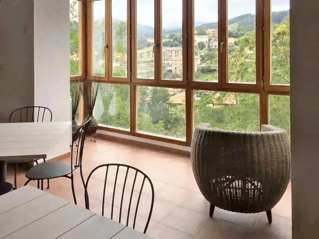 Imagen 1 de Family House near Otanes with Mountain View