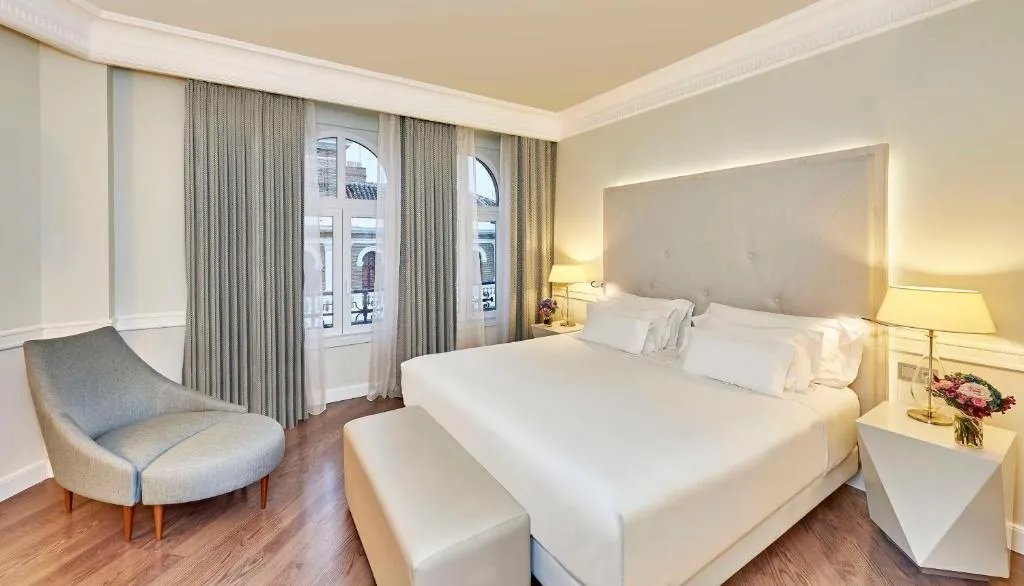 Imagen 1 de NH Collection Gran Hotel de Zaragoza