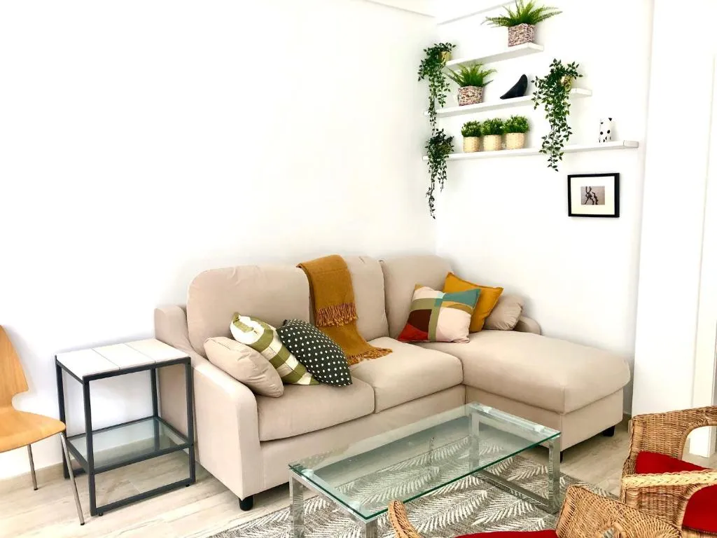 Imagen 6 de FOODIES LOCATION. SURF. NETFLIX . 3 BDR
