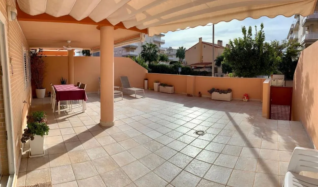 Imagen 1 de Apartamento Nuevo con Gran Terraza y Wifi en Canet