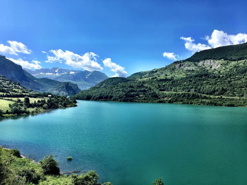 Imagen 4 de Lake by PIRINEOS 360 - Sencillo y fresco - Ideal parejas