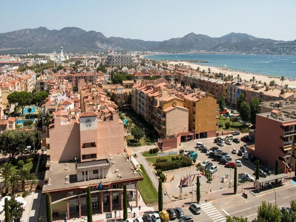 Imagen 6 de Holiday apartment with swimming pool
