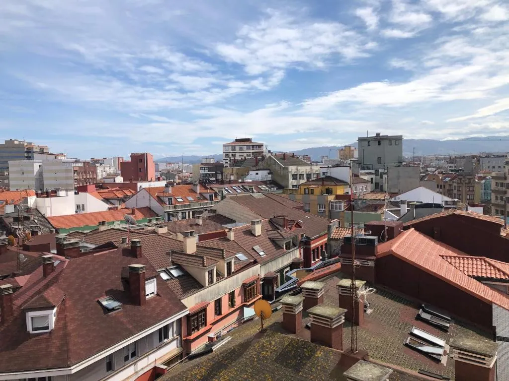 Imagen 2 de SUITE PLAYA GIJON CENTRO, apartamento nuevo, 5 huéspedes VUT-3622-AS