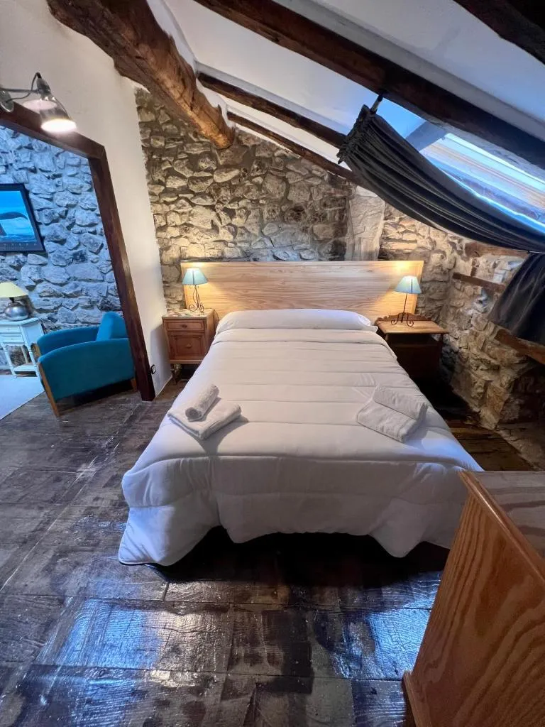 Imagen 2 de Casa Rural Basiver - Habitación Braña de Los Tejos