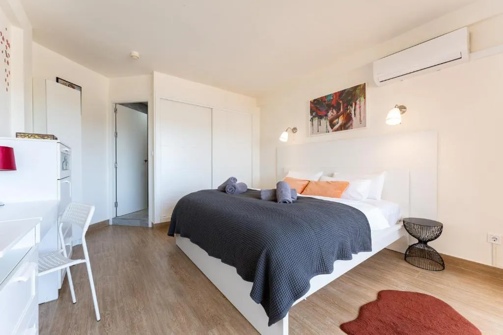 Imagen 8 de Sunrise Haven, Spacious, Bright, Pool, Terraces