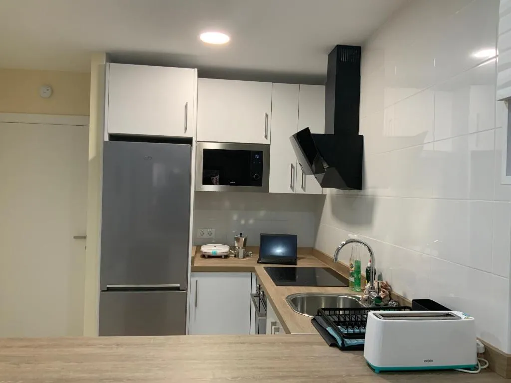 Imagen 6 de Moderno Apartamento en Primera línea Paseo Marítimo Fuengirola