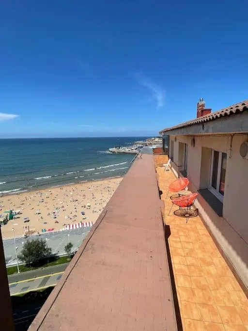 Imagen de Tectum - Ático con terraza en la playa
