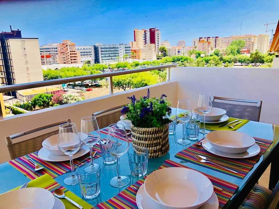 Imagen de Apartamento Gandia muy cerca de playa con piscina