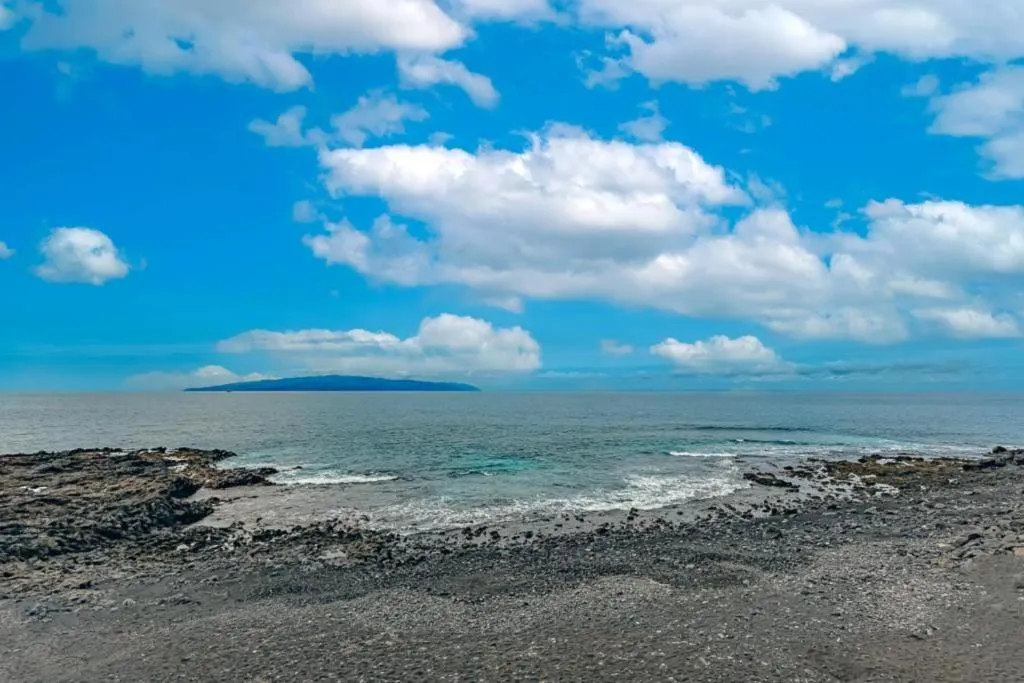 Imagen de Ocean View Suite with beach private access