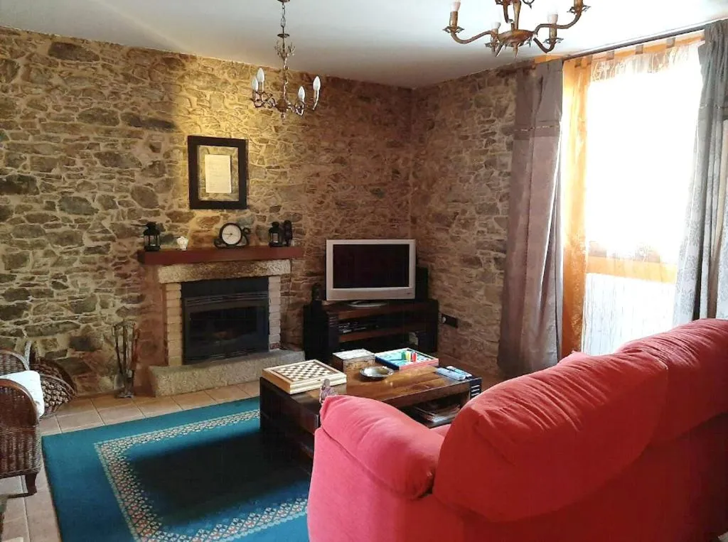 Imagen 4 de Spacious villa with pool in Empalme de Vilar 300 m² 8 guests