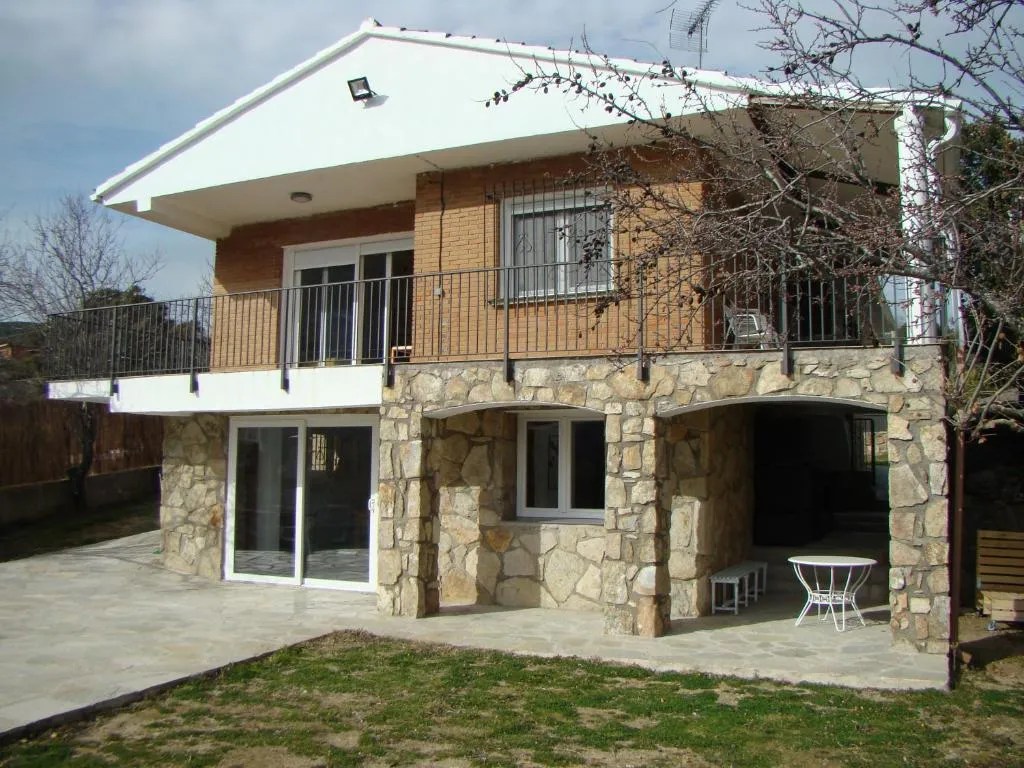 Imagen de Chalet con piscina y BBQ para 10 personas