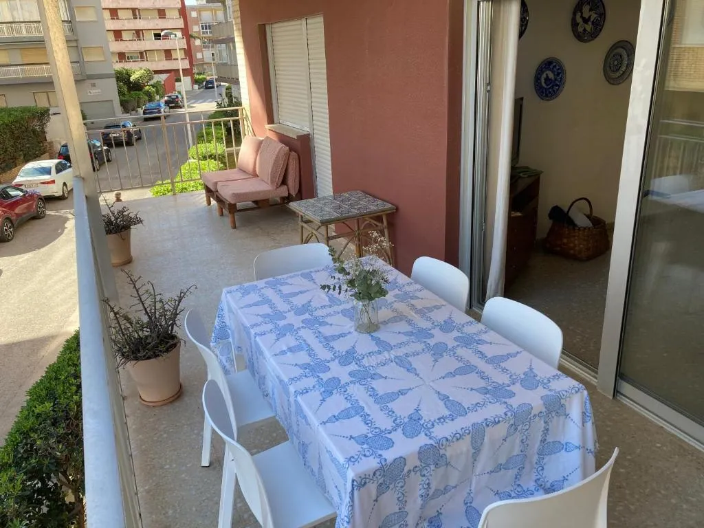 Imagen 5 de Large Apartment with Sea Views