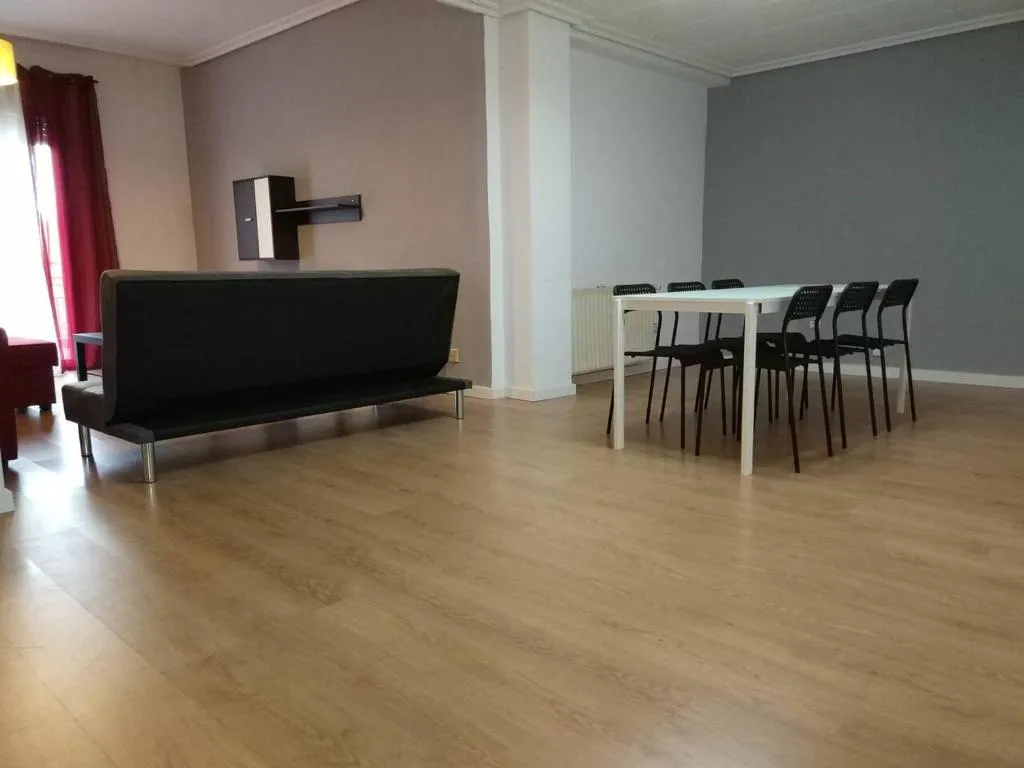 Imagen 4 de Spacious apartment in Logrono with 120 m²