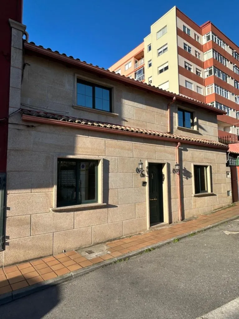 Imagen 1 de Casa Robleda, Piscina privada y Jacuzzi