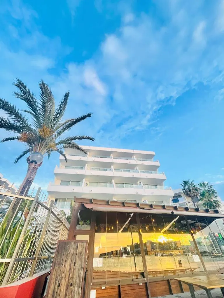 Imagen 1 de Apartamentos Llobet Ibiza