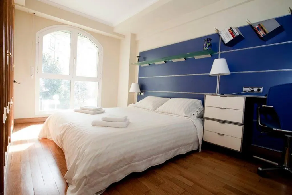 Imagen 5 de Luxury w/terrace near the beach Wifi