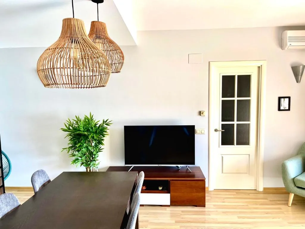 Imagen 6 de SeaHomes Vacations, FENALS BEACH&CHIC, pk, top apartment full equipped