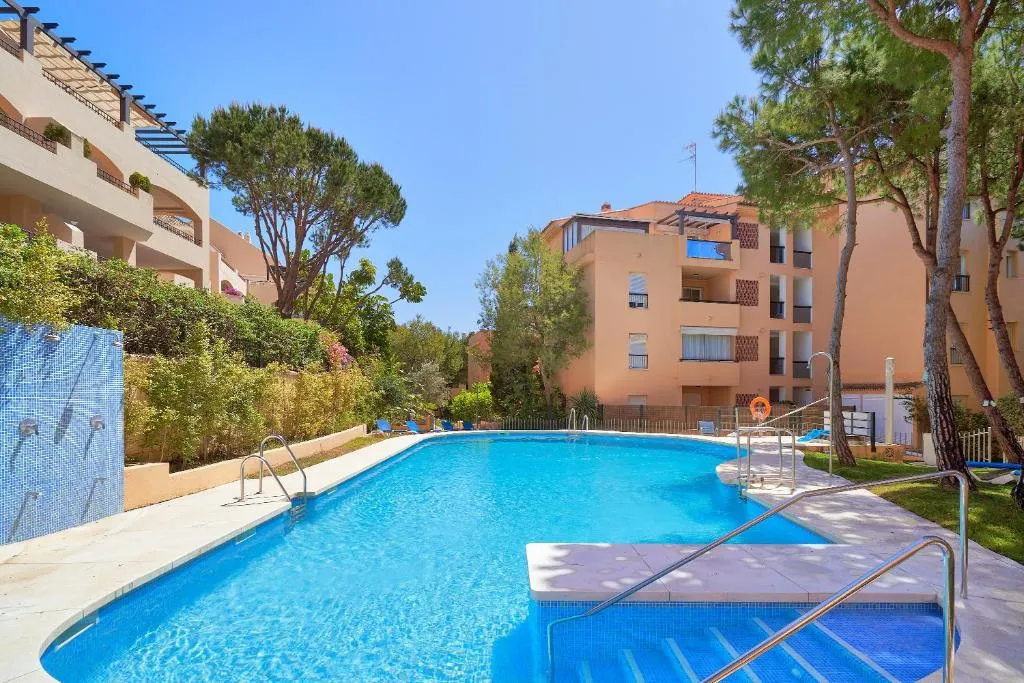Imagen 2 de Beach & Golf Design Apartment Marbella