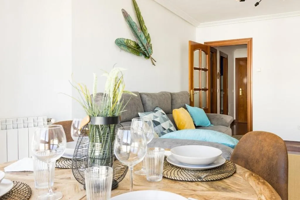 Imagen 4 de MyHouseSpain - Playa de poniente, con vistas al mar y parking gratuito