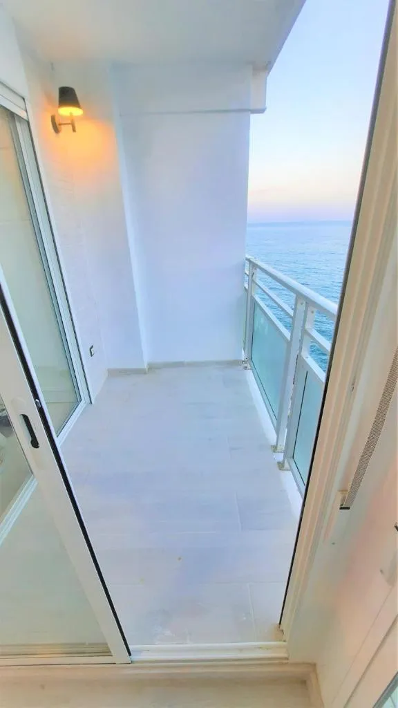 Imagen 4 de Fantastico apartamento Faro de cullera a primera linea mar abierto playa de los olivos
