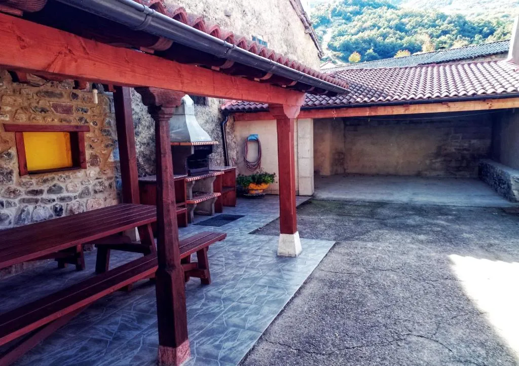 Imagen 2 de Casa Rural Burón