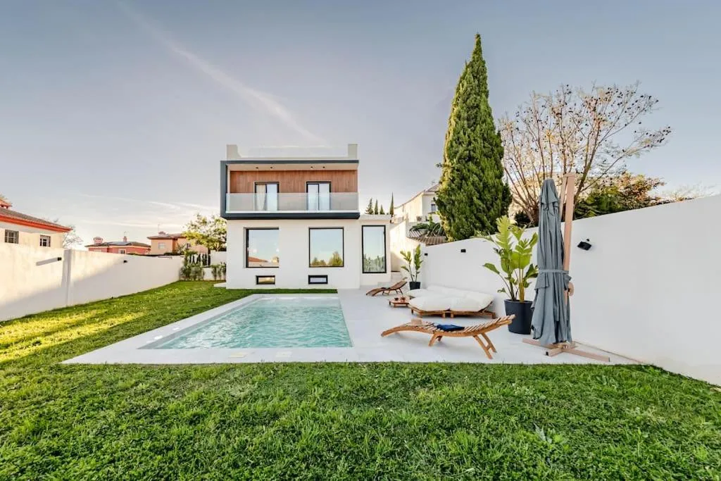 Imagen de Villa con Piscina Privada