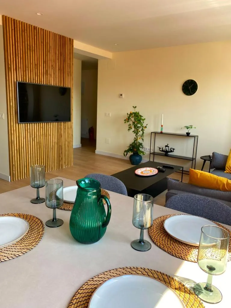 Imagen 3 de SUITE PLAYA GIJON CENTRO, apartamento nuevo, 5 huéspedes VUT-3622-AS