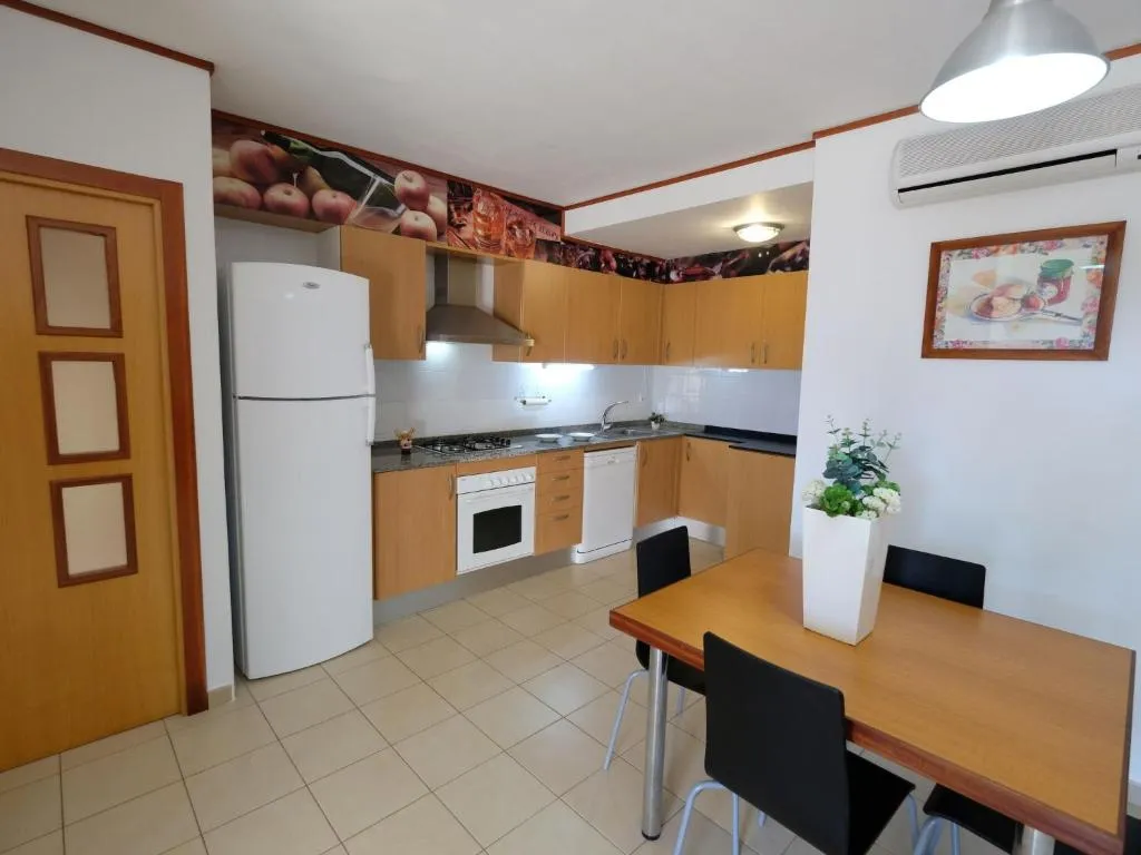 Imagen 5 de Apartment Res Mediterraneo-6 by Interhome