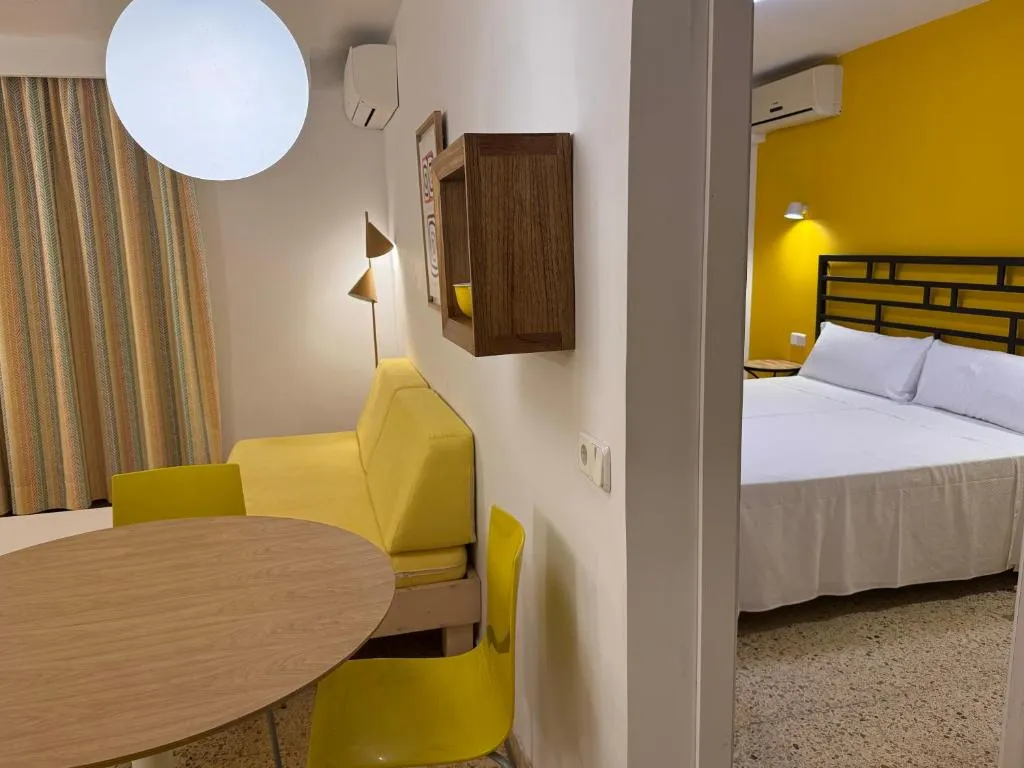Imagen 3 de Aparthotel Boutique Poniente Playa