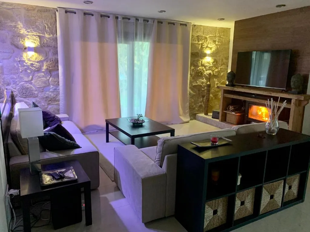 Imagen 5 de VILLA RAICES. Agradable casa con piscina