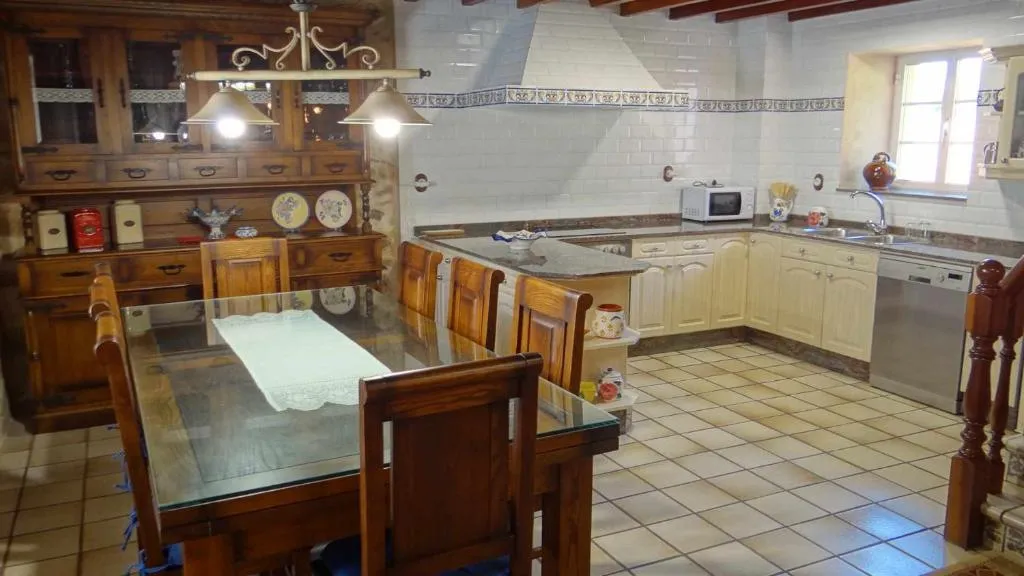 Imagen 7 de Casa Rural en Lira para 9 personas