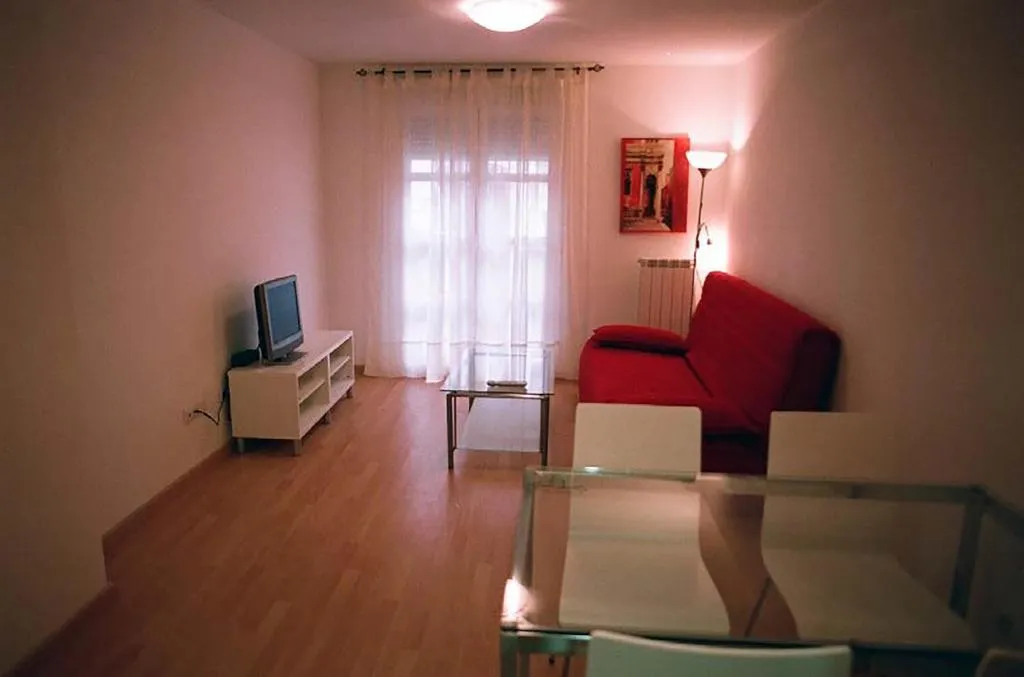 Imagen 8 de Apartamentos Auhabitat Zaragoza, edificio de apartamentos turísticos