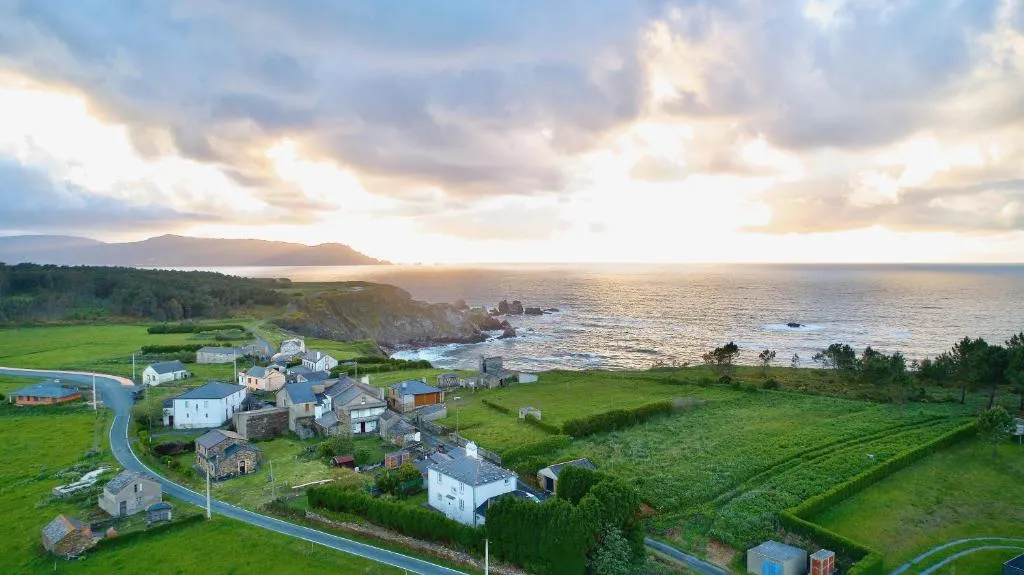 Imagen de The Cliffs - Picon Seaside Cottage