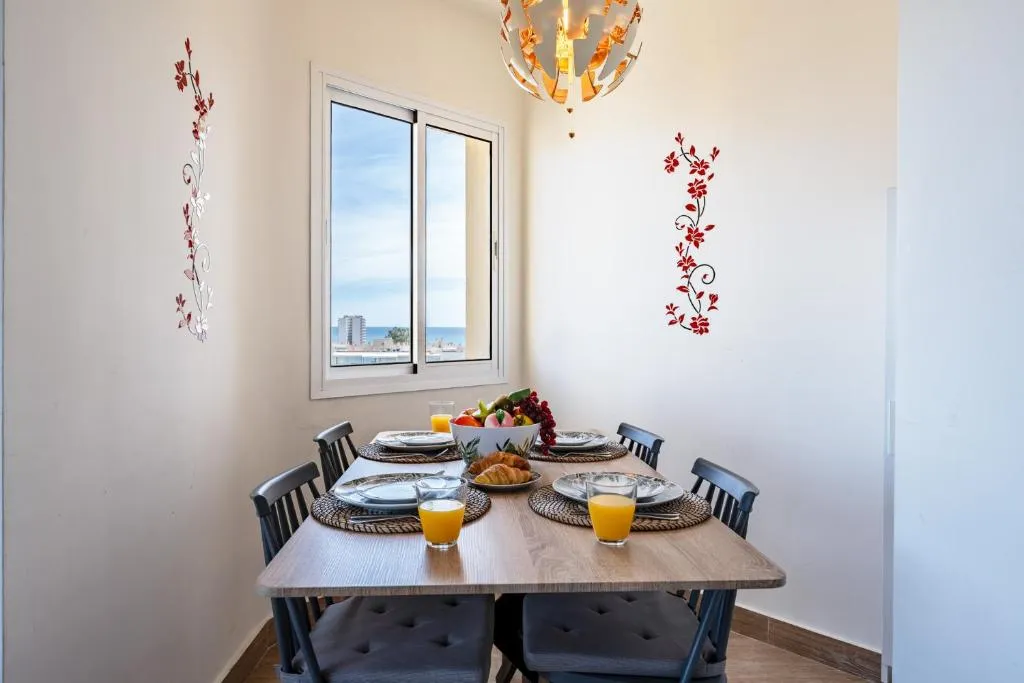 Imagen 6 de Sunrise Haven, Spacious, Bright, Pool, Terraces