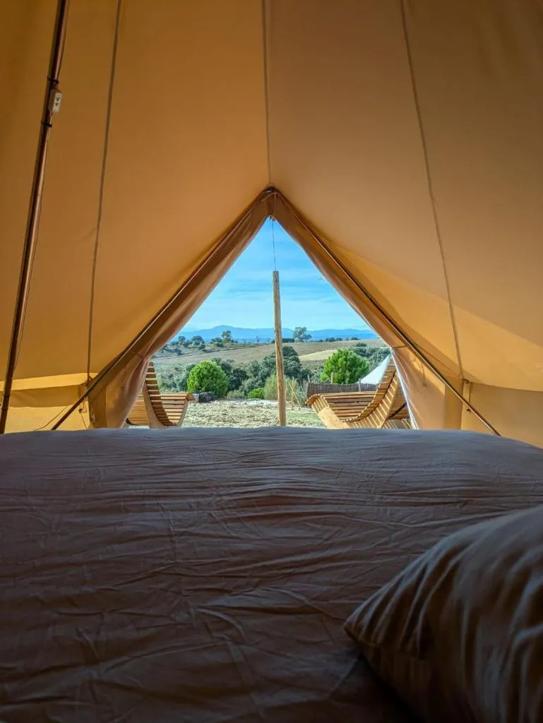 Imagen 5 de Glamping con cocina-baño individual en tu tienda
