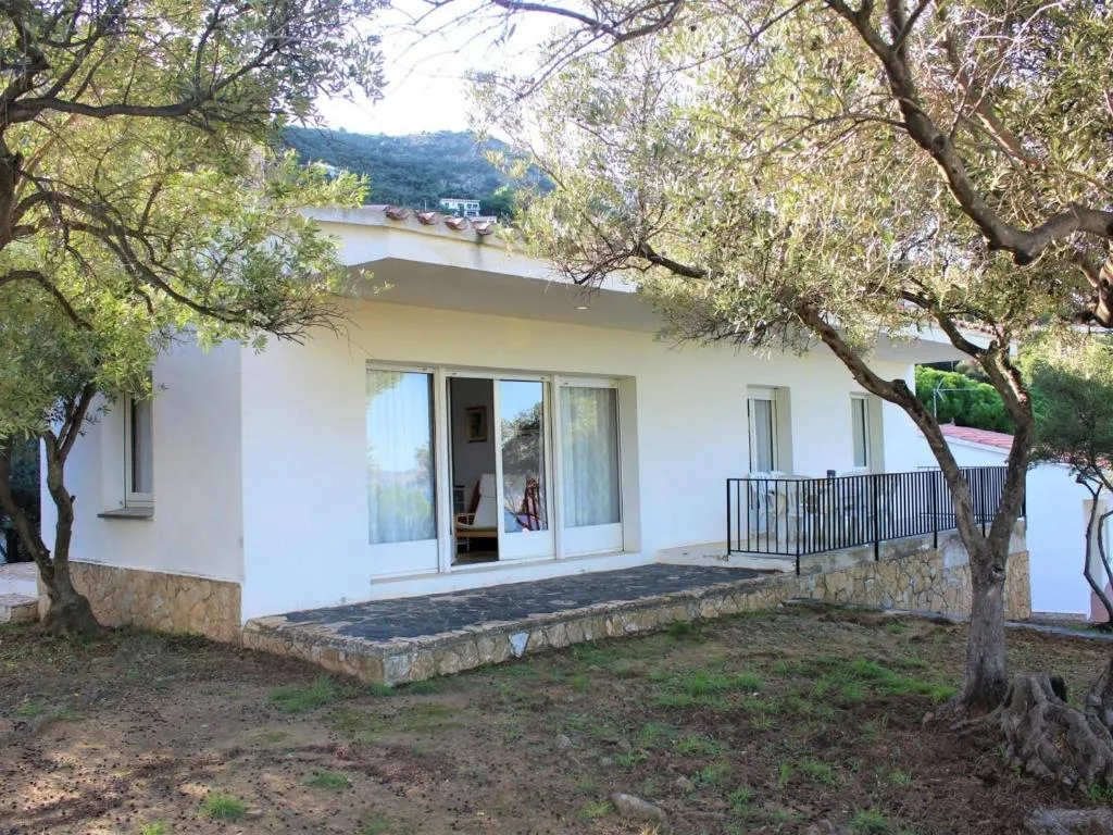 Imagen de V. FANÉ DER. - Casa con jardín y vista mar en Llançà - ES-228-9