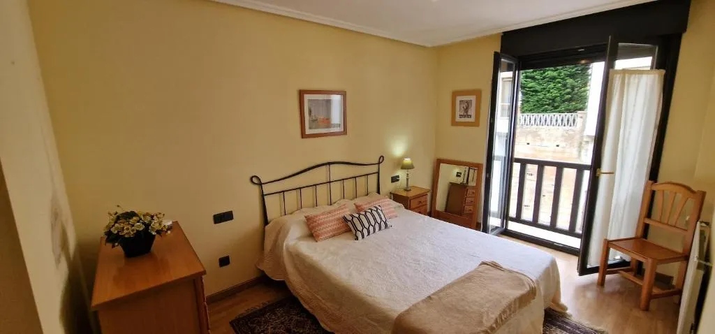 Imagen de Raitán 2 - Apartamento con piscina compartida para 4 pax - VUT-4301-AS