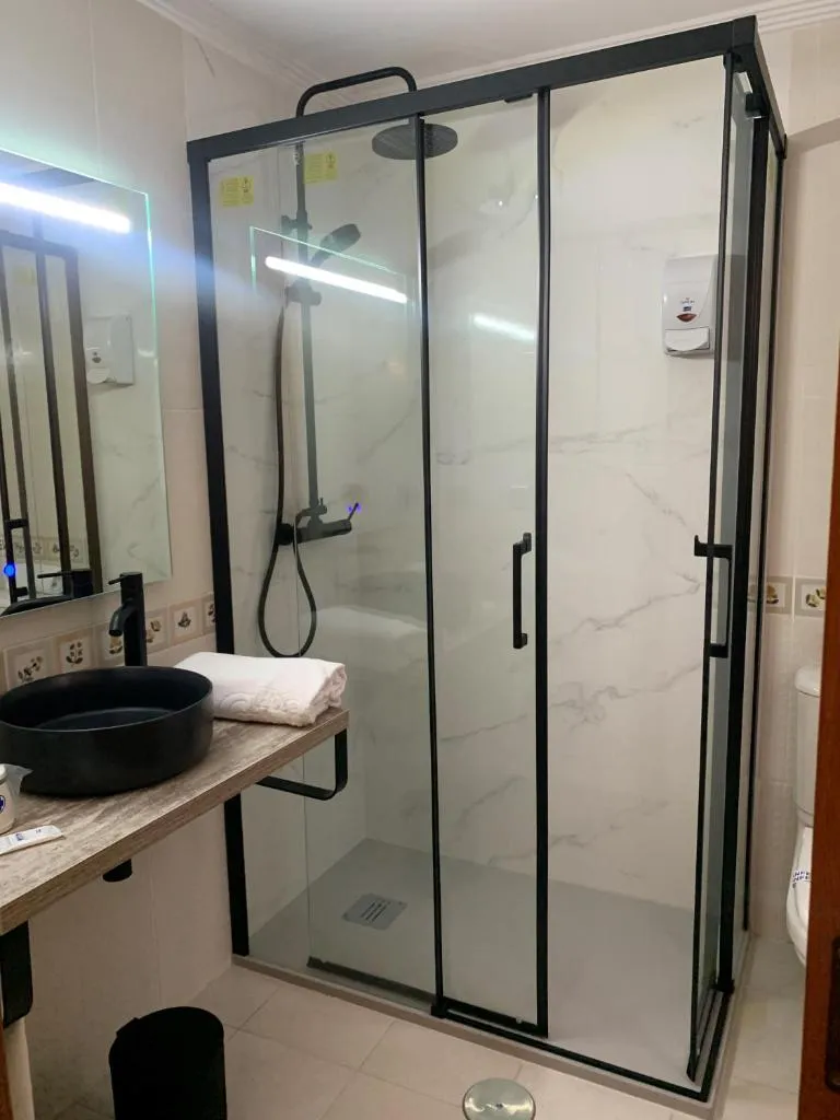 Imagen 3 de Hotel Carbayon