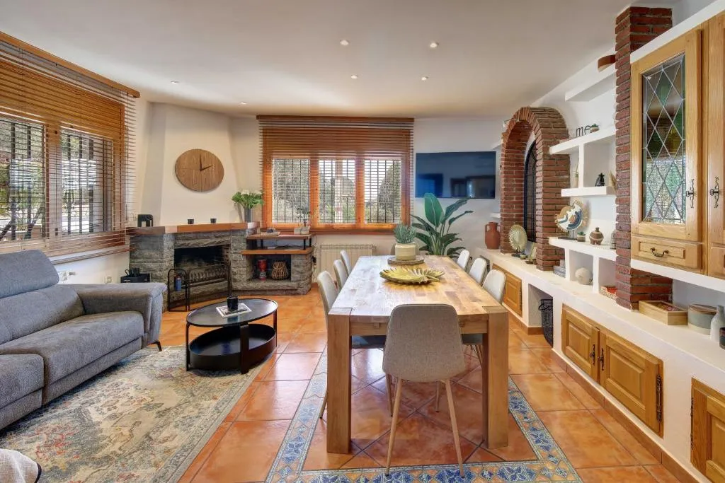 Imagen 5 de VILLA ARBUCIES with private pool