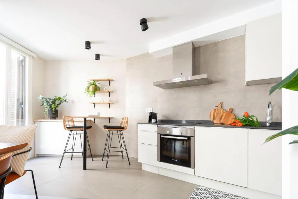 Imagen 8 de ☆Centric Spacious⎮7 balconies⎮Brand new ⎮Aircon ☆