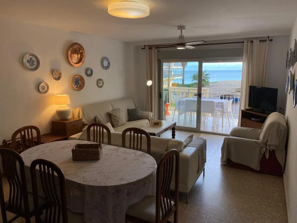 Imagen 3 de Large Apartment with Sea Views