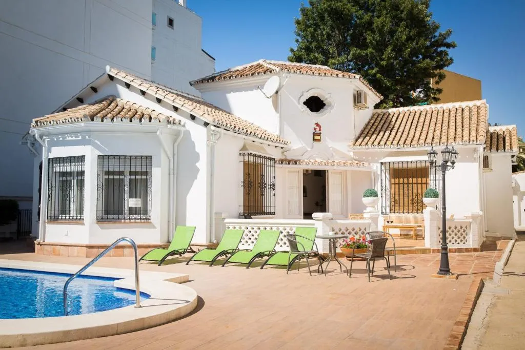 Imagen de Holidays2Fuengirola Villa Mercedes in center Fuengirola and 2nd line beach